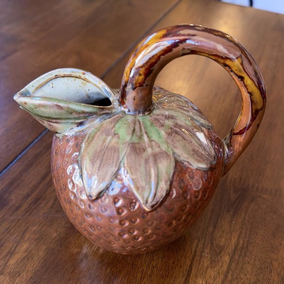 Vintage Strawberry Pitcher Majolica Style Pottery 6" - Picture 13 of 13